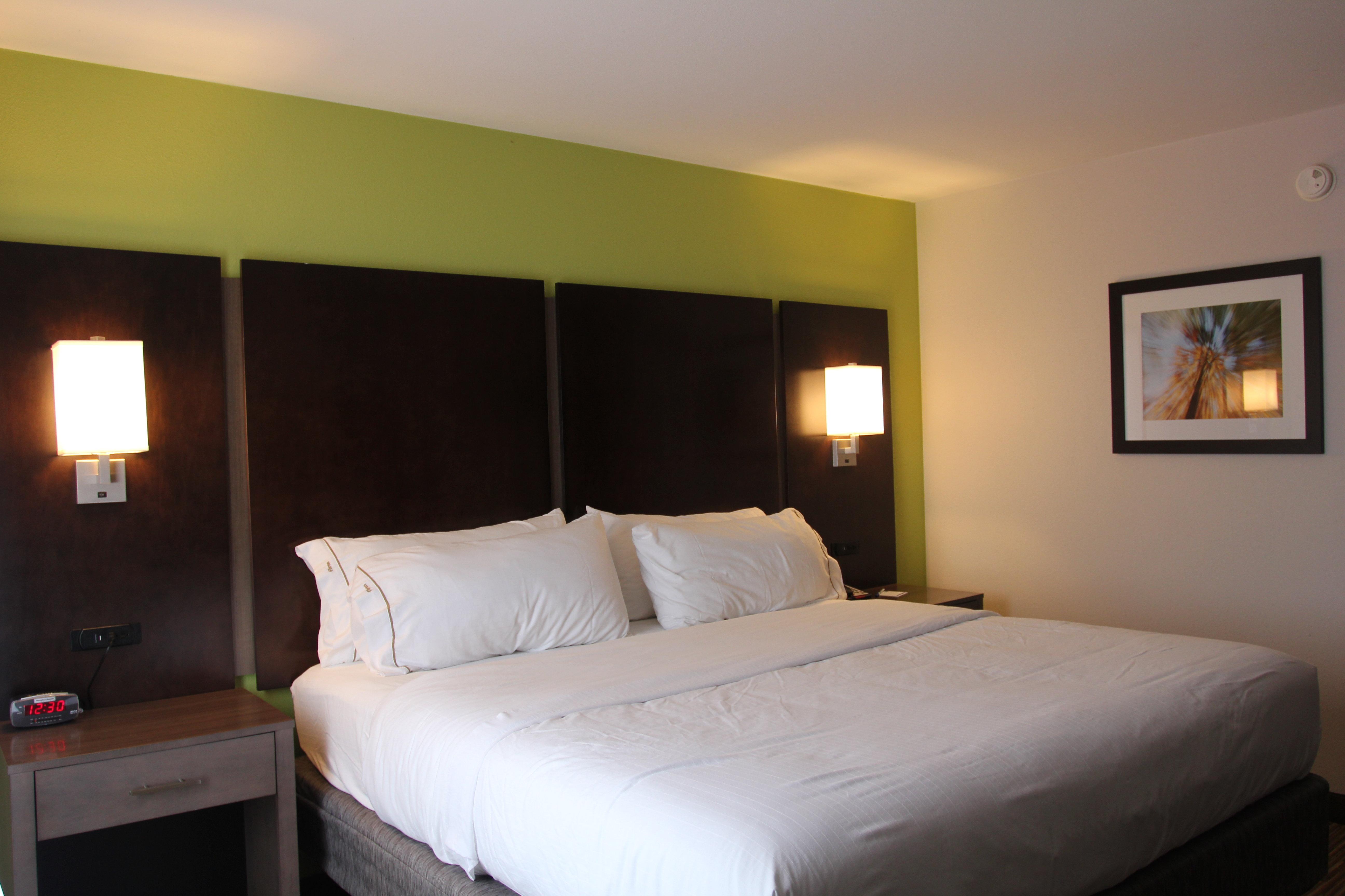 Holiday Inn Express & Suites Sweetwater By Ihg Exterior photo