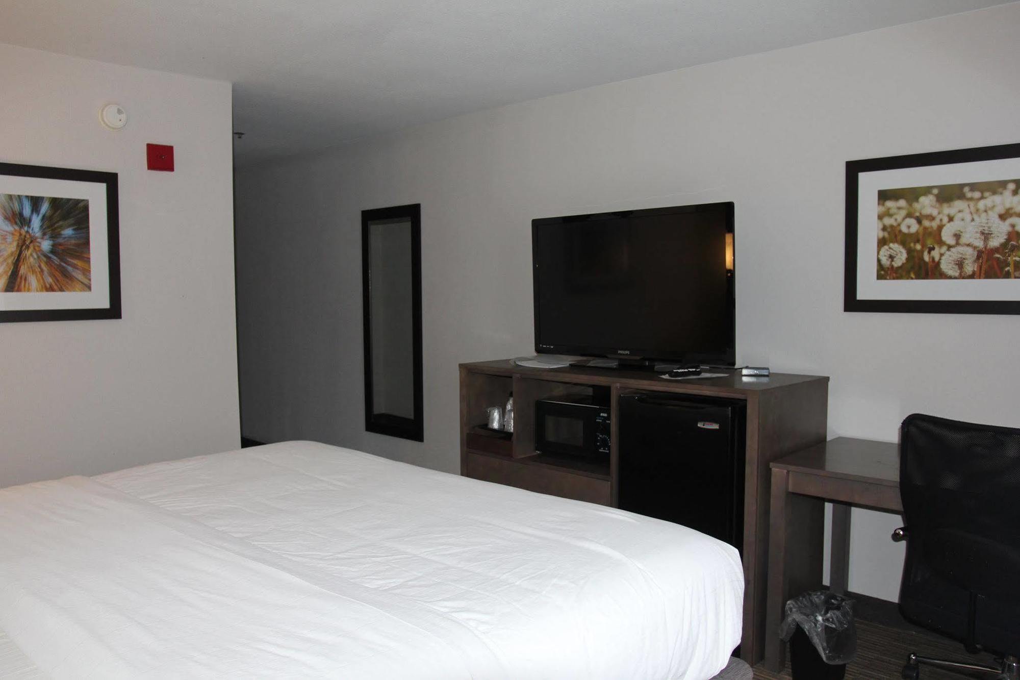 Holiday Inn Express & Suites Sweetwater By Ihg Exterior photo